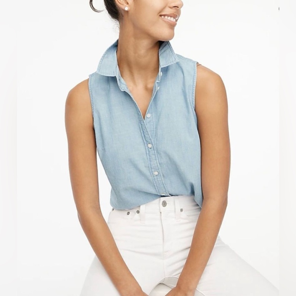 J Crew Chambray sleeveless button down in signature fit size S